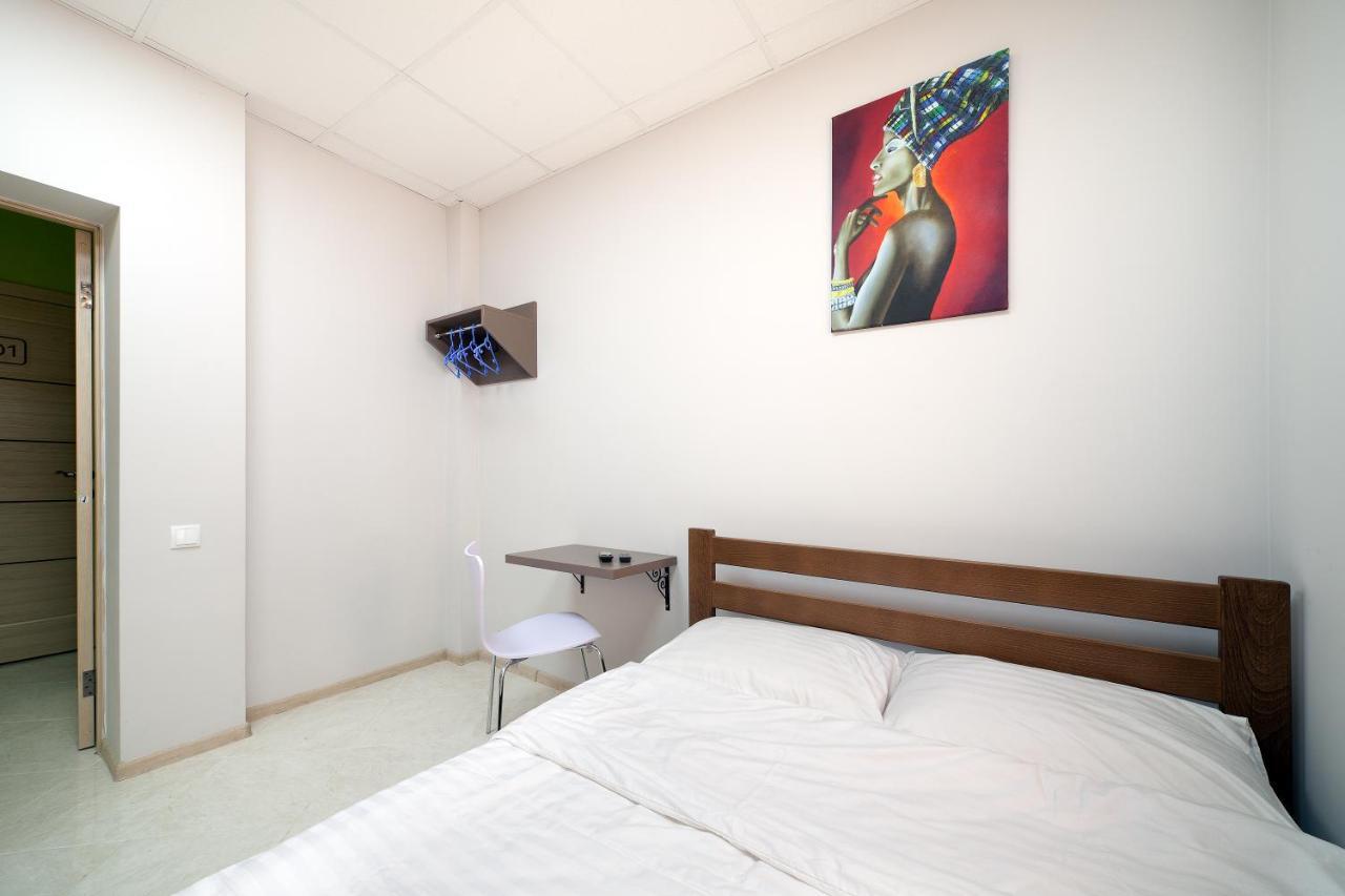 Ostriv Hostel Лвив Екстериор снимка